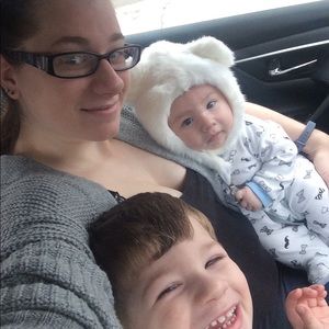 Meet your Posher, Danielle